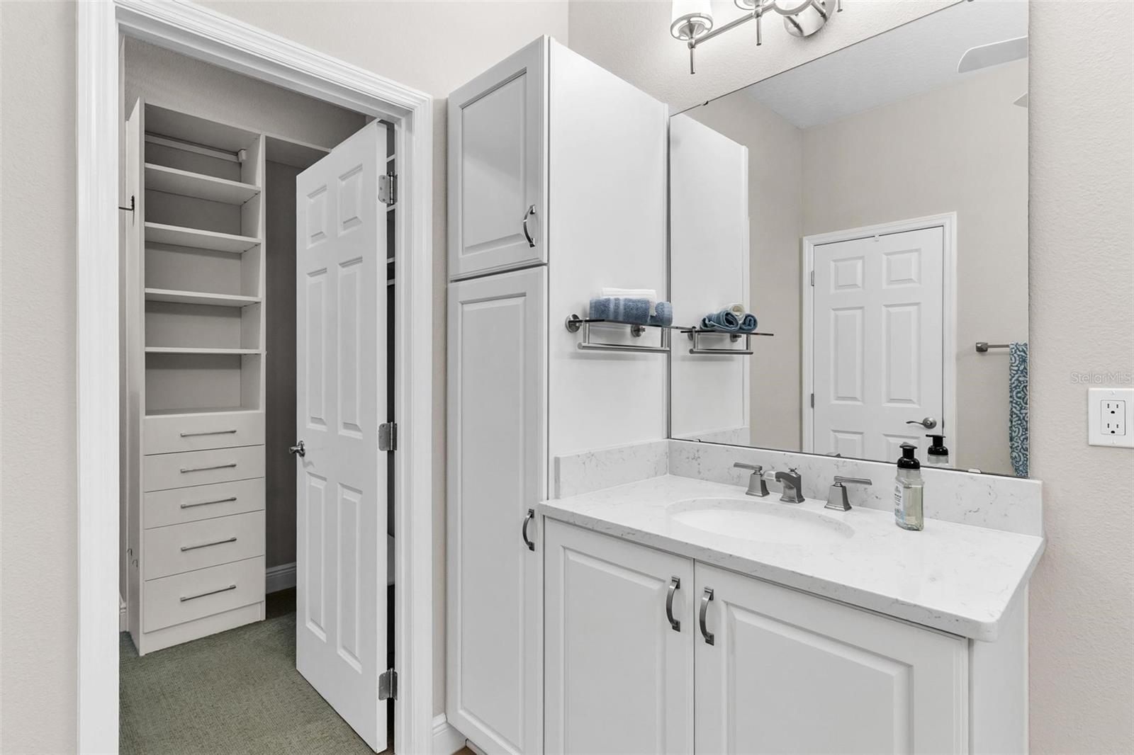 Image 32 of 54 For 224 Silver Maple Road