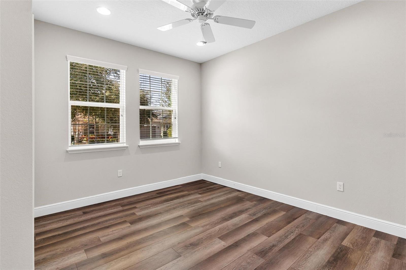 Image 34 of 54 For 224 Silver Maple Road