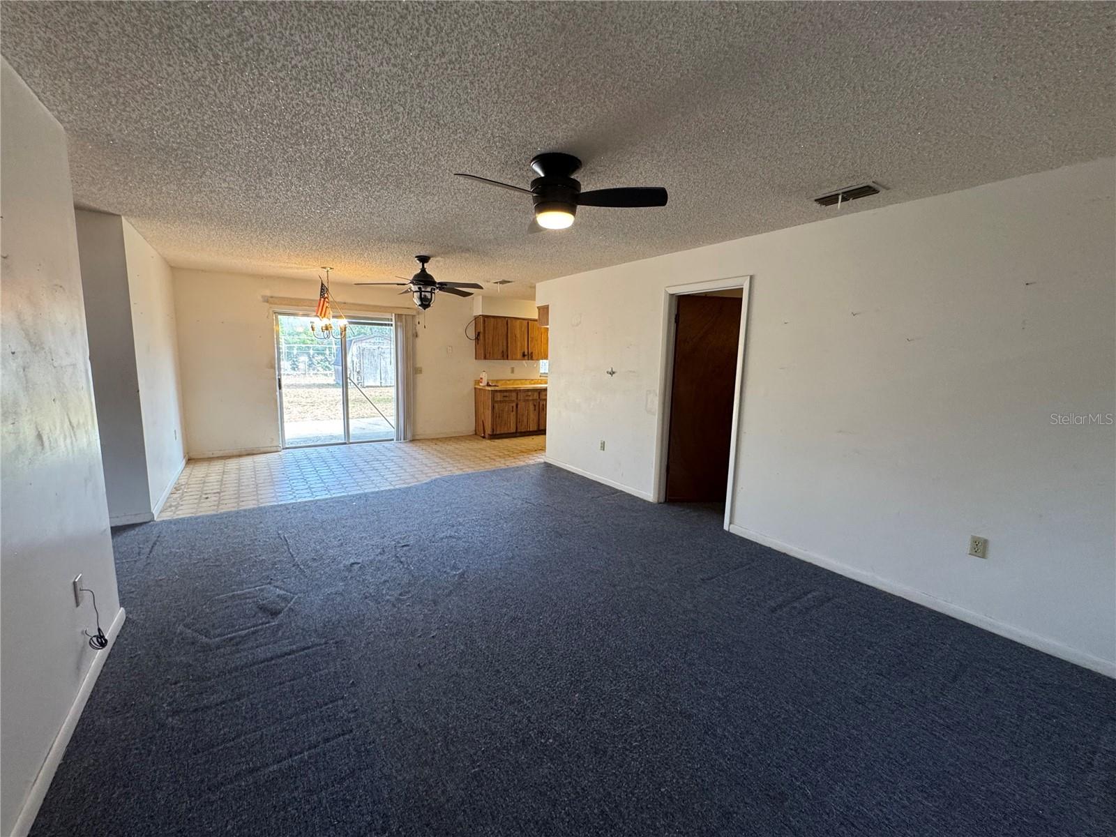 Image 5 of 21 For 11855 84th Terrace