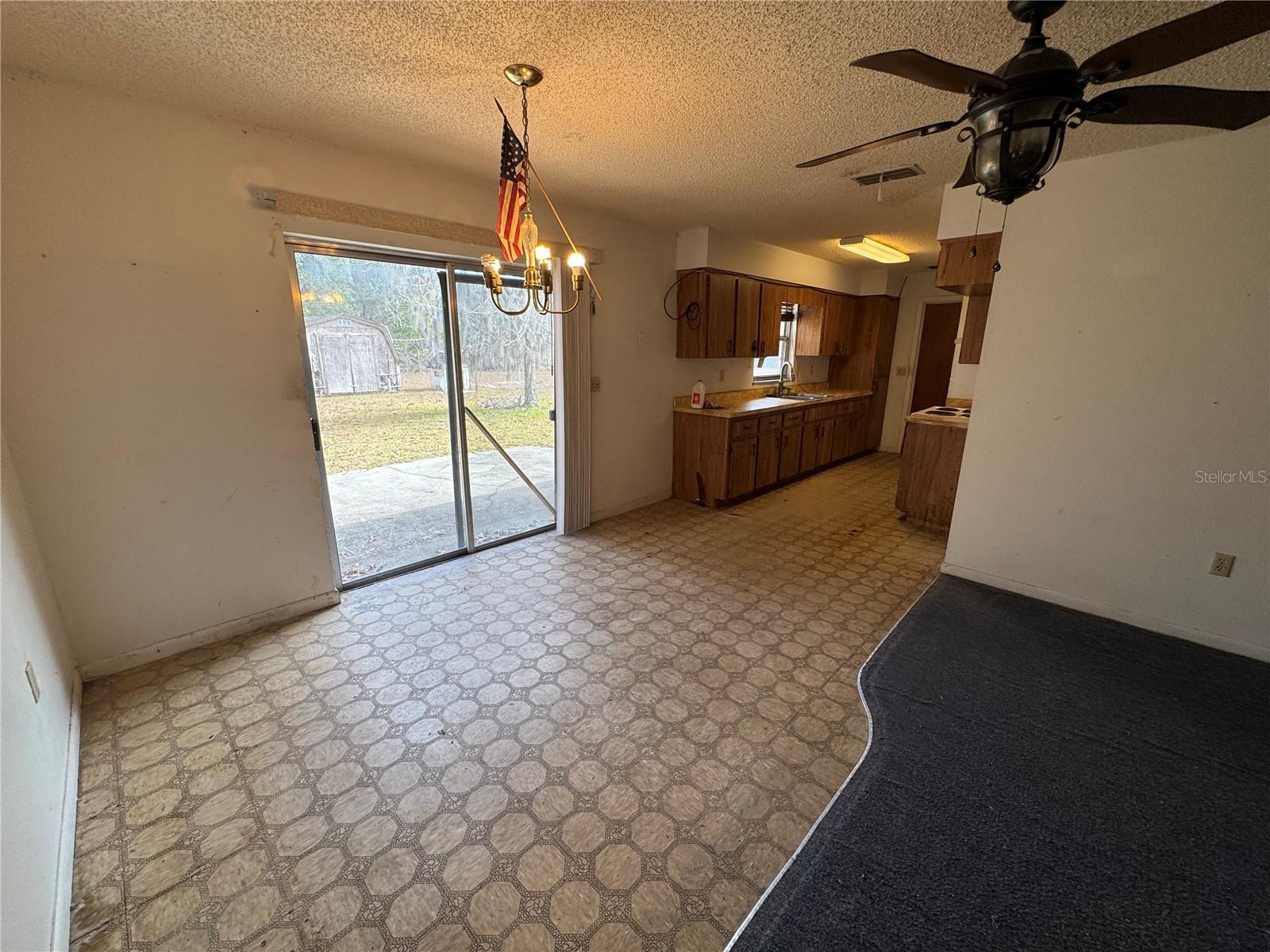 Image 7 of 21 For 11855 84th Terrace