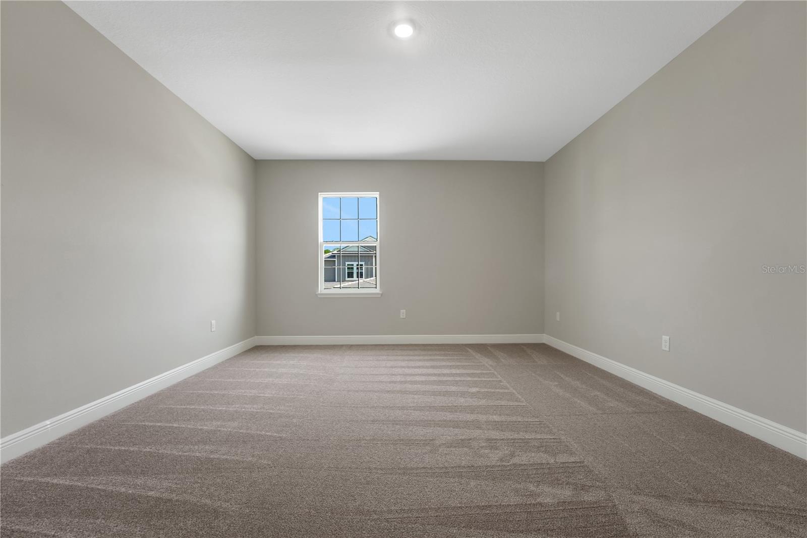 Image 28 of 45 For 14310 Crest Palm Avenue