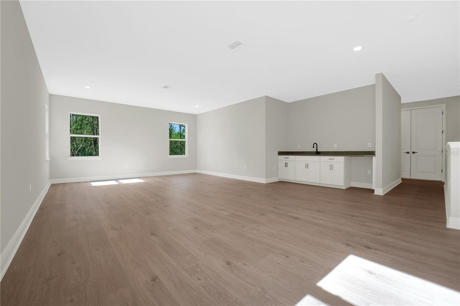 Image 35 of 45 For 14310 Crest Palm Avenue