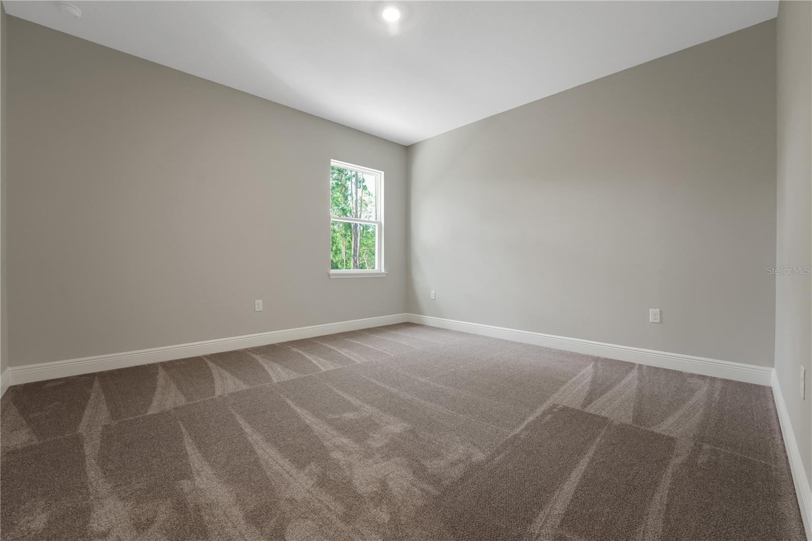 Image 6 of 45 For 14310 Crest Palm Avenue