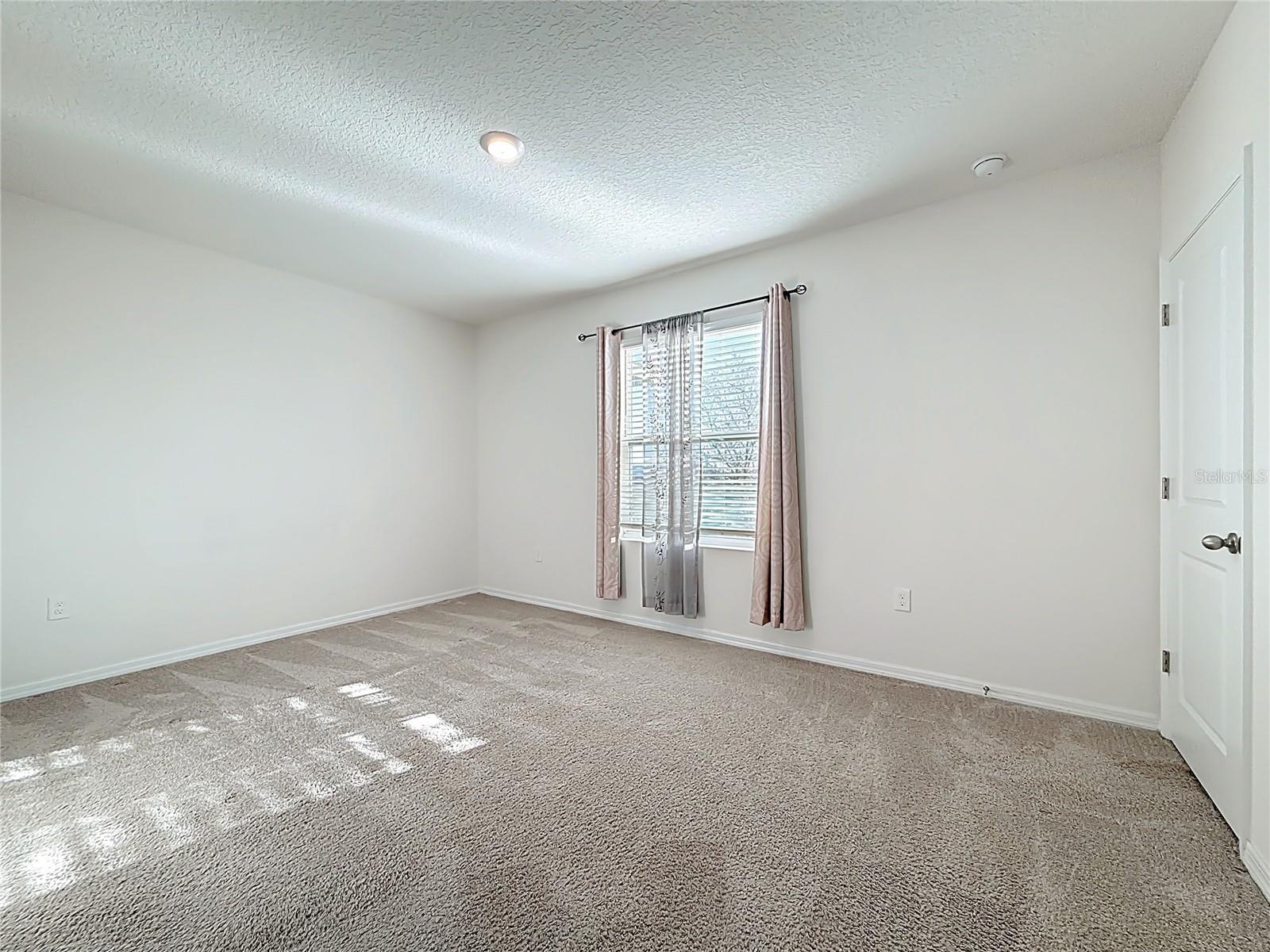 Image 21 of 44 For 5391 Dragonfly Drive 5391