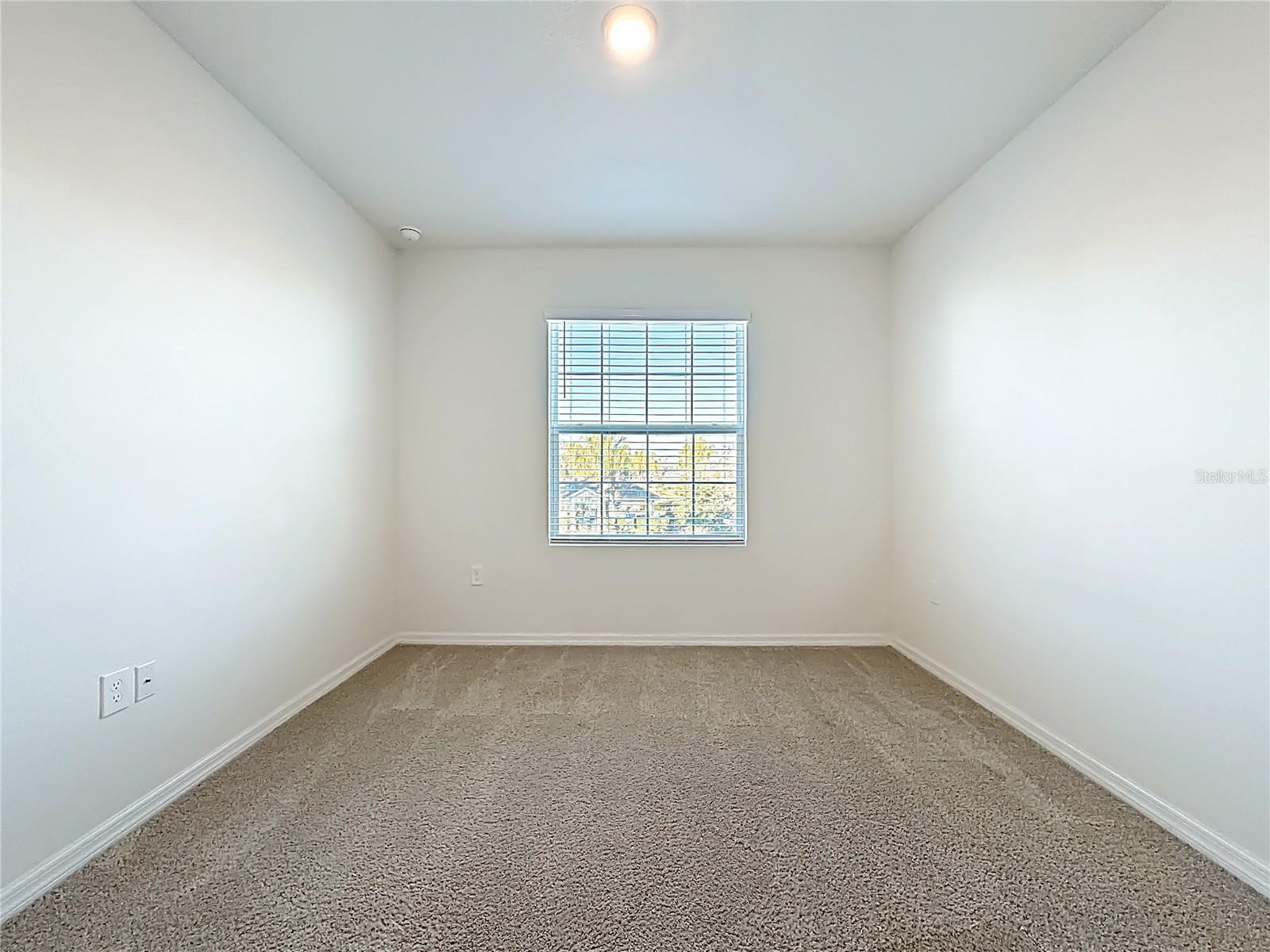 Image 33 of 44 For 5391 Dragonfly Drive 5391