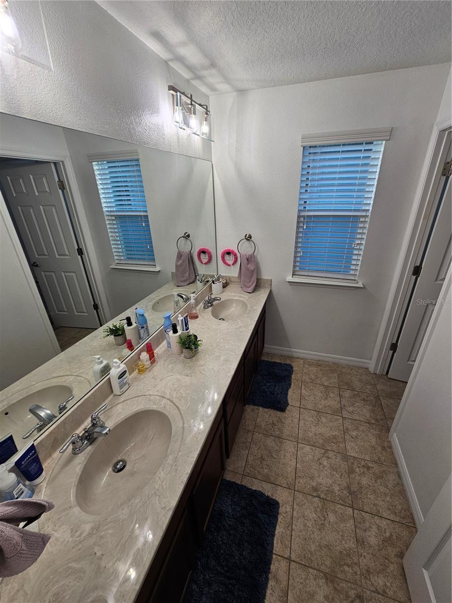 Image 22 of 46 For 6442 Golden Dewdrop Trail