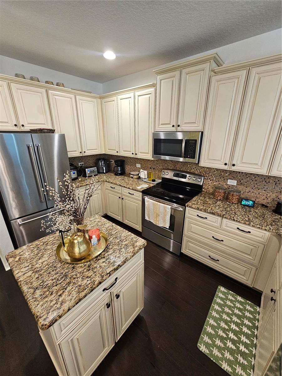 Image 8 of 46 For 6442 Golden Dewdrop Trail