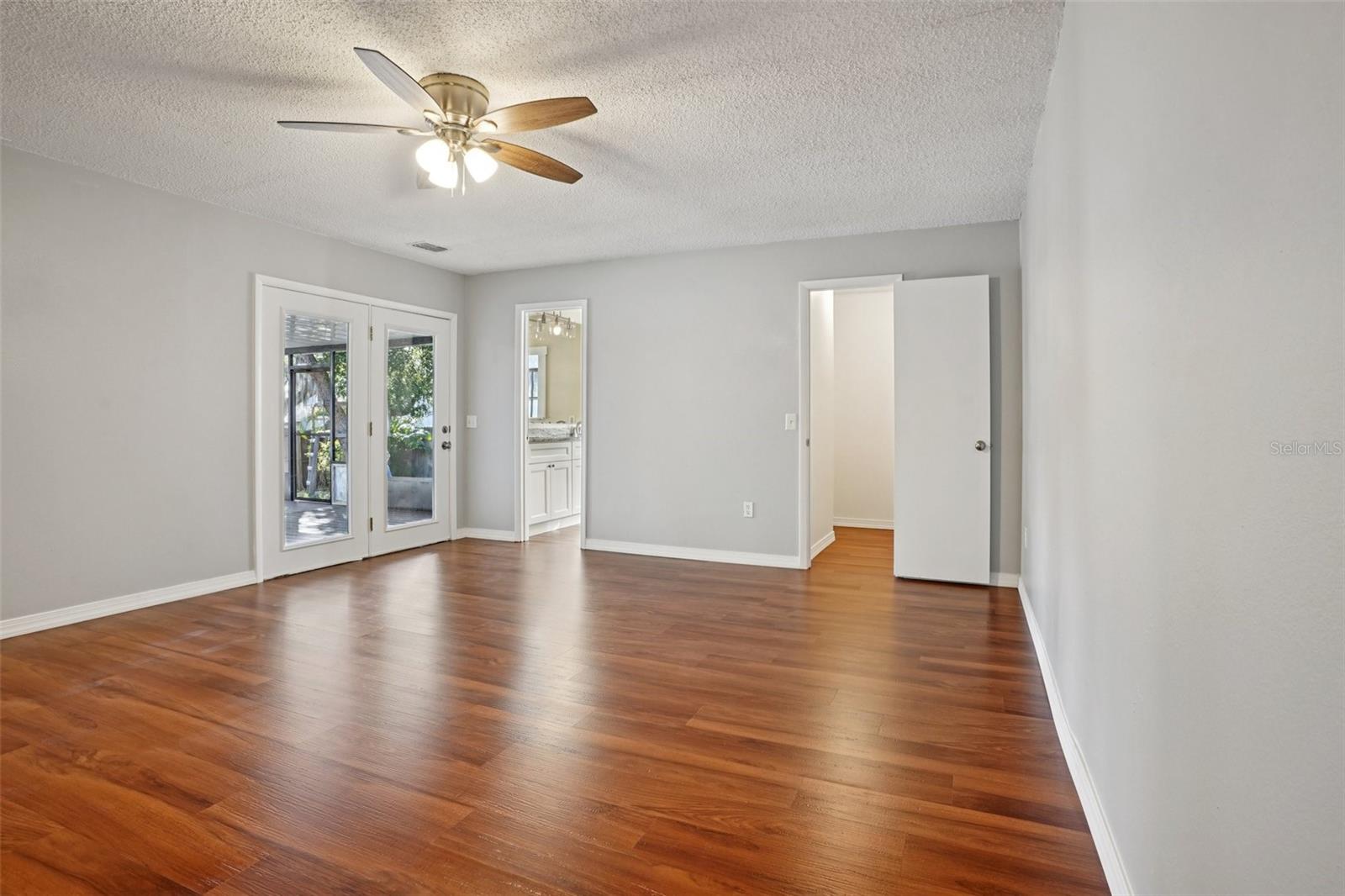 Image 19 of 41 For 501 Dora Avenue