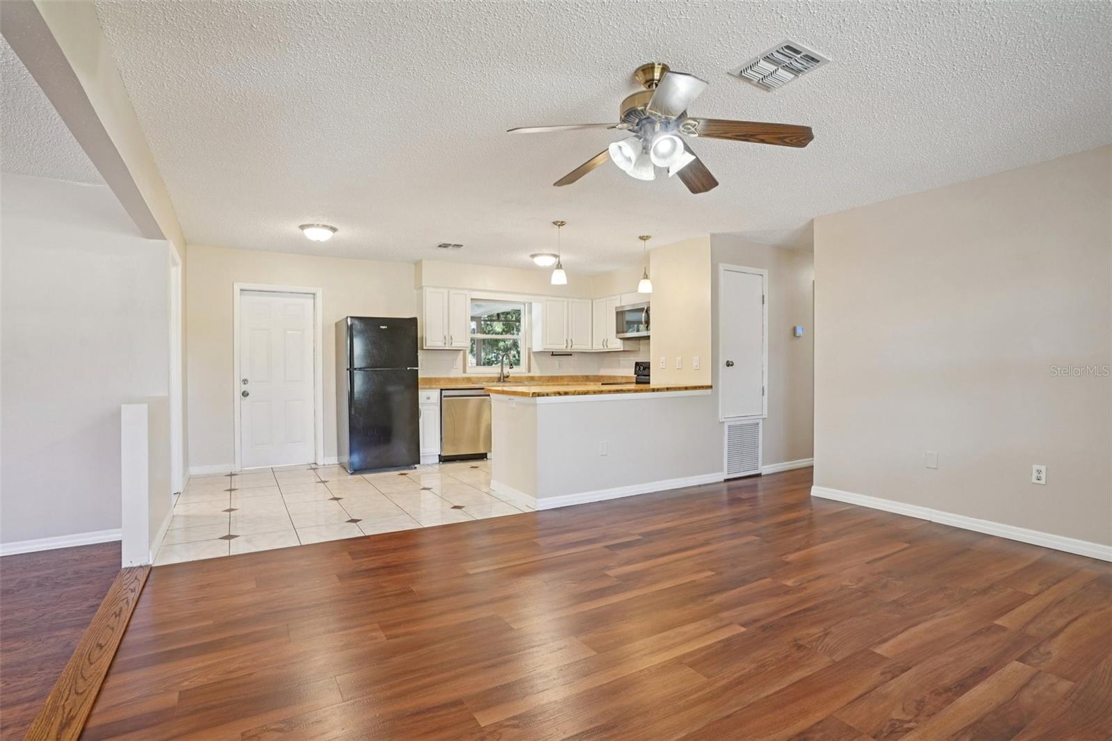 Image 5 of 41 For 501 Dora Avenue