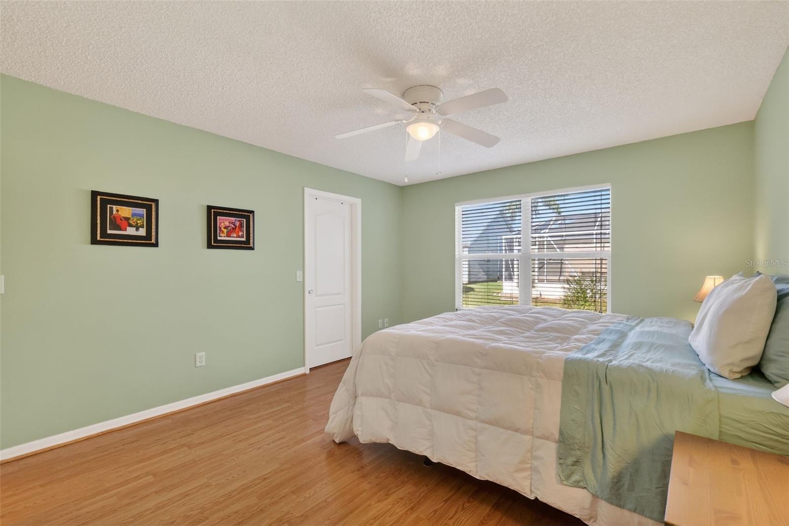 Image 18 of 36 For 1927 Walden Way