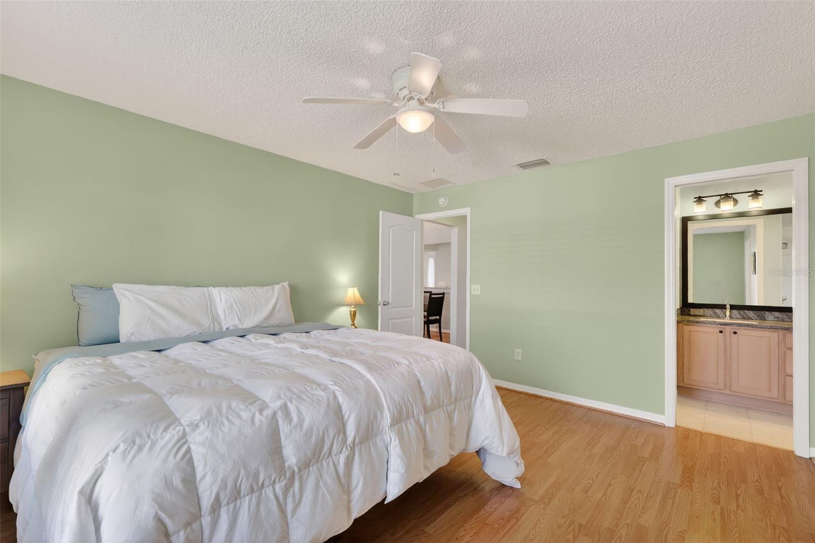 Image 19 of 36 For 1927 Walden Way