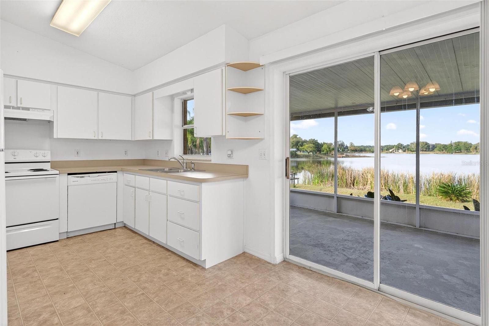 Image 10 of 32 For 51 Cayman Circle