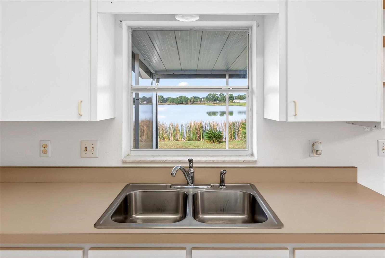 Image 12 of 32 For 51 Cayman Circle