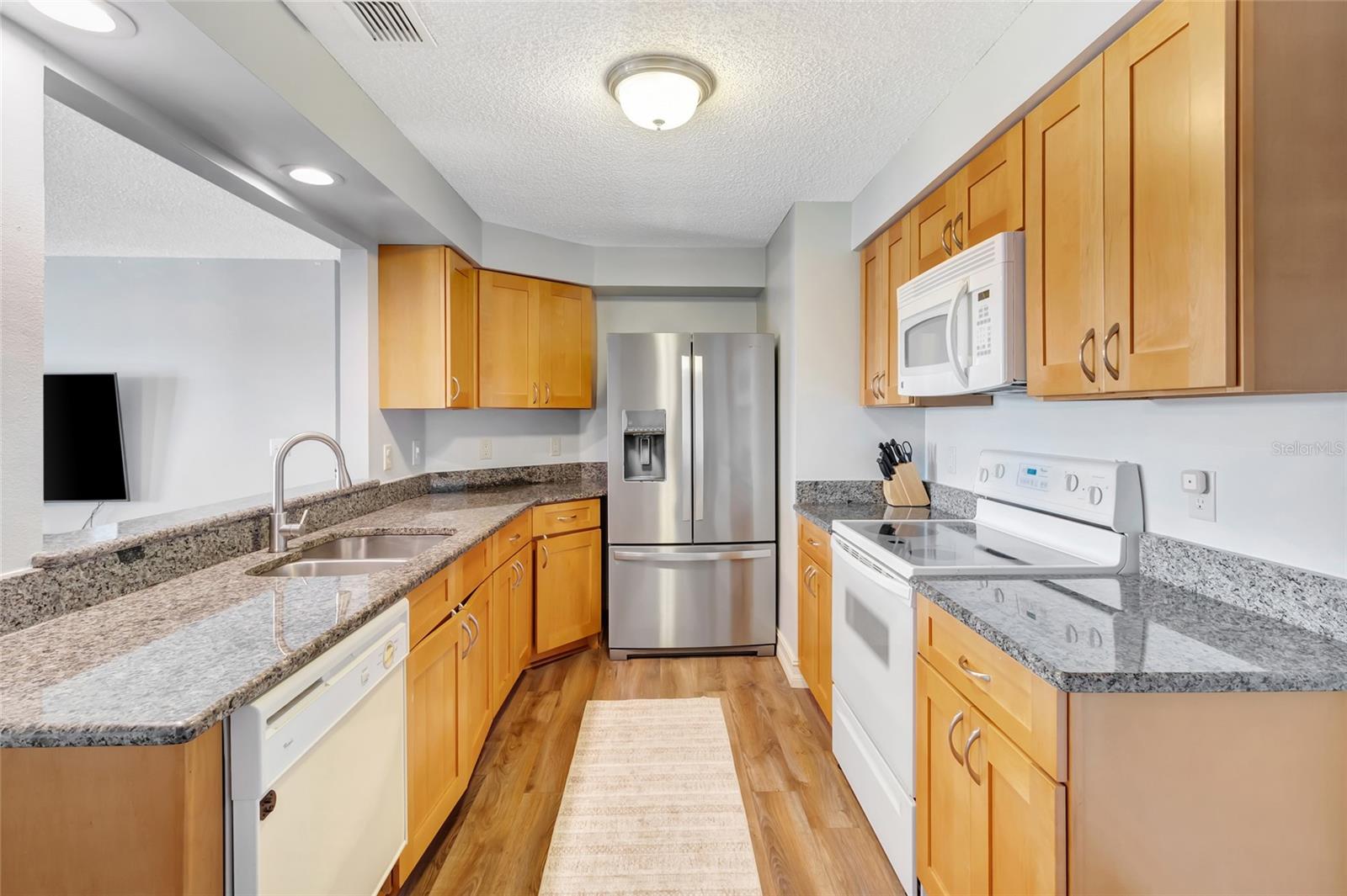 Image 35 of 55 For 10507 Mira Lago Lane