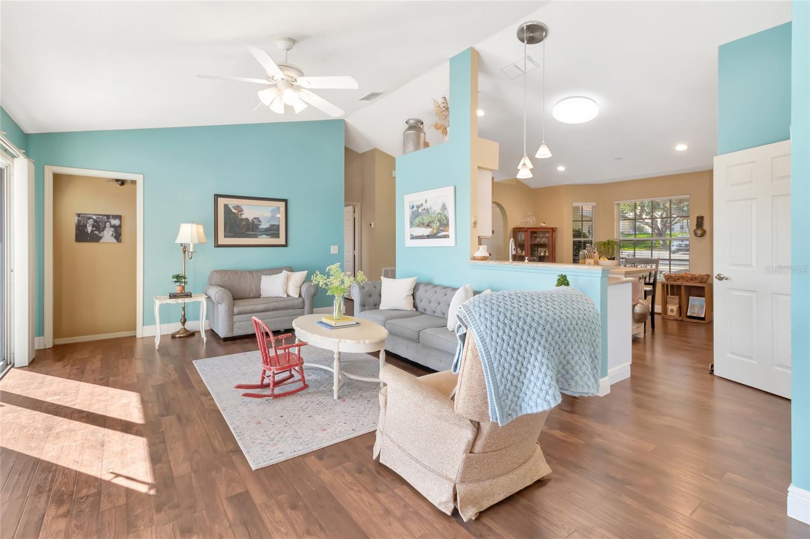 Image 5 of 55 For 10507 Mira Lago Lane