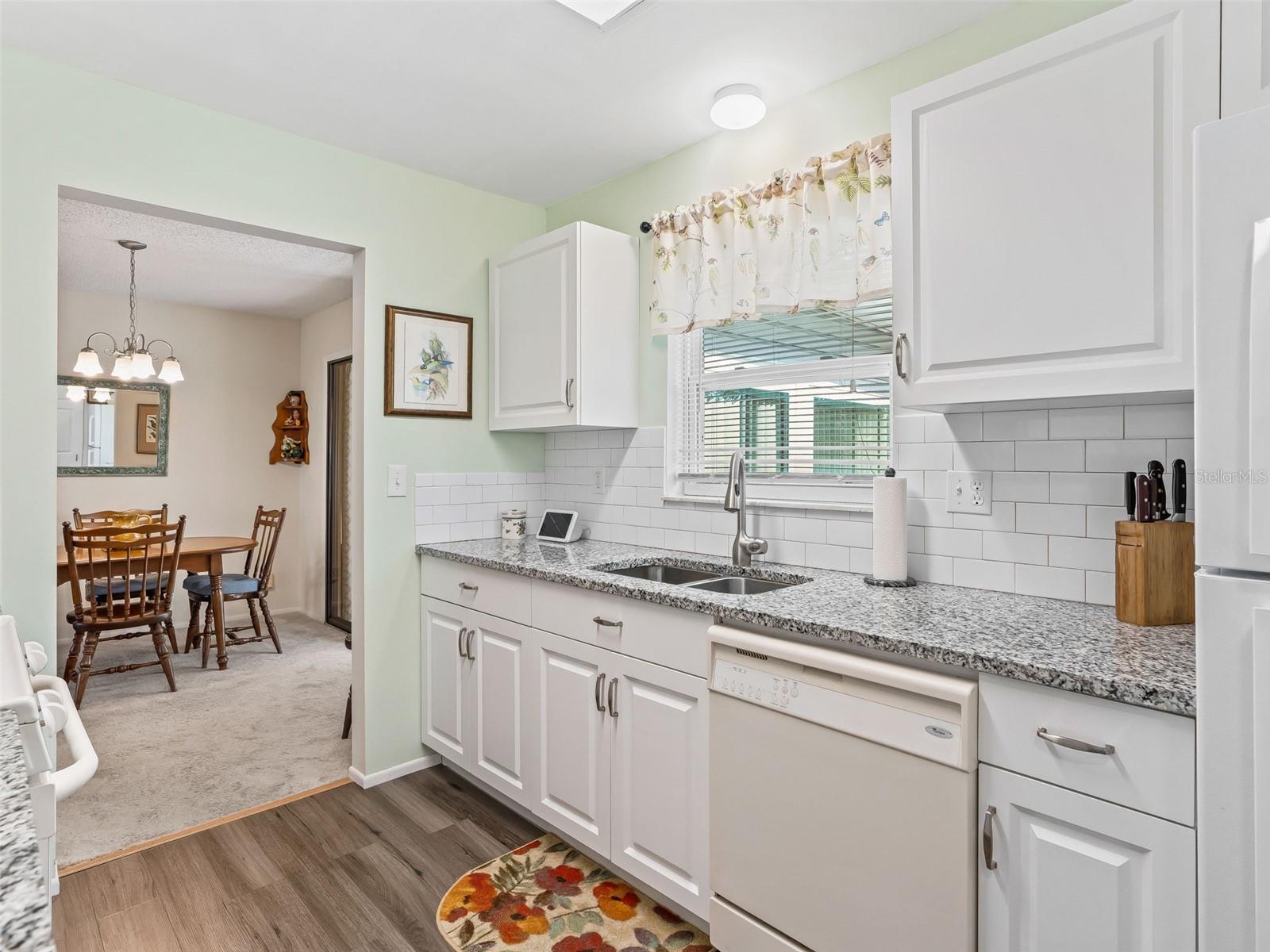 Image 21 of 59 For 45 Aberdeen  