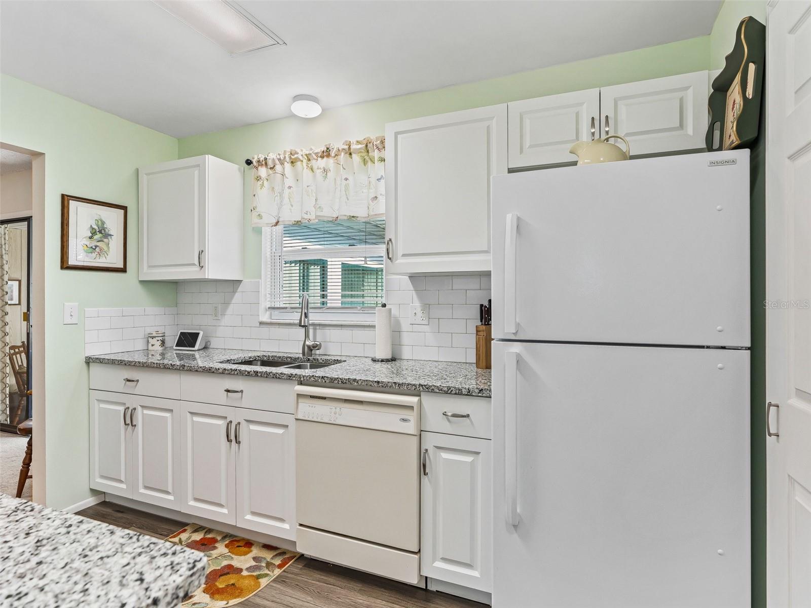 Image 23 of 59 For 45 Aberdeen  