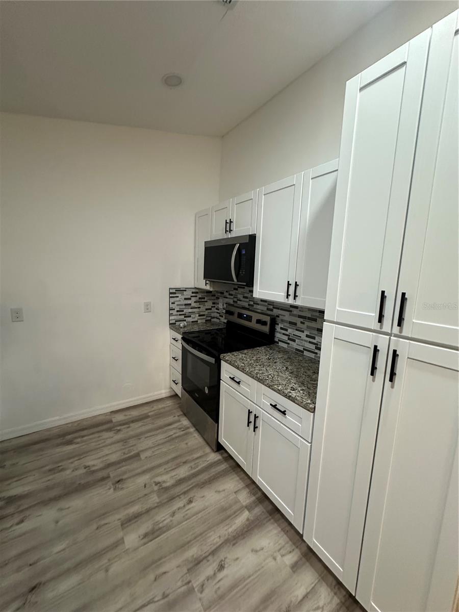 Image 8 of 18 For 4023 Cardinal Pines Drive