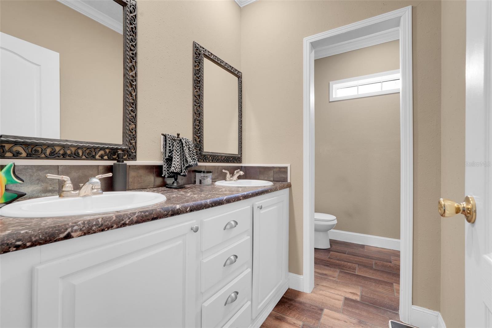 Image 22 of 30 For 15339 Lee Road