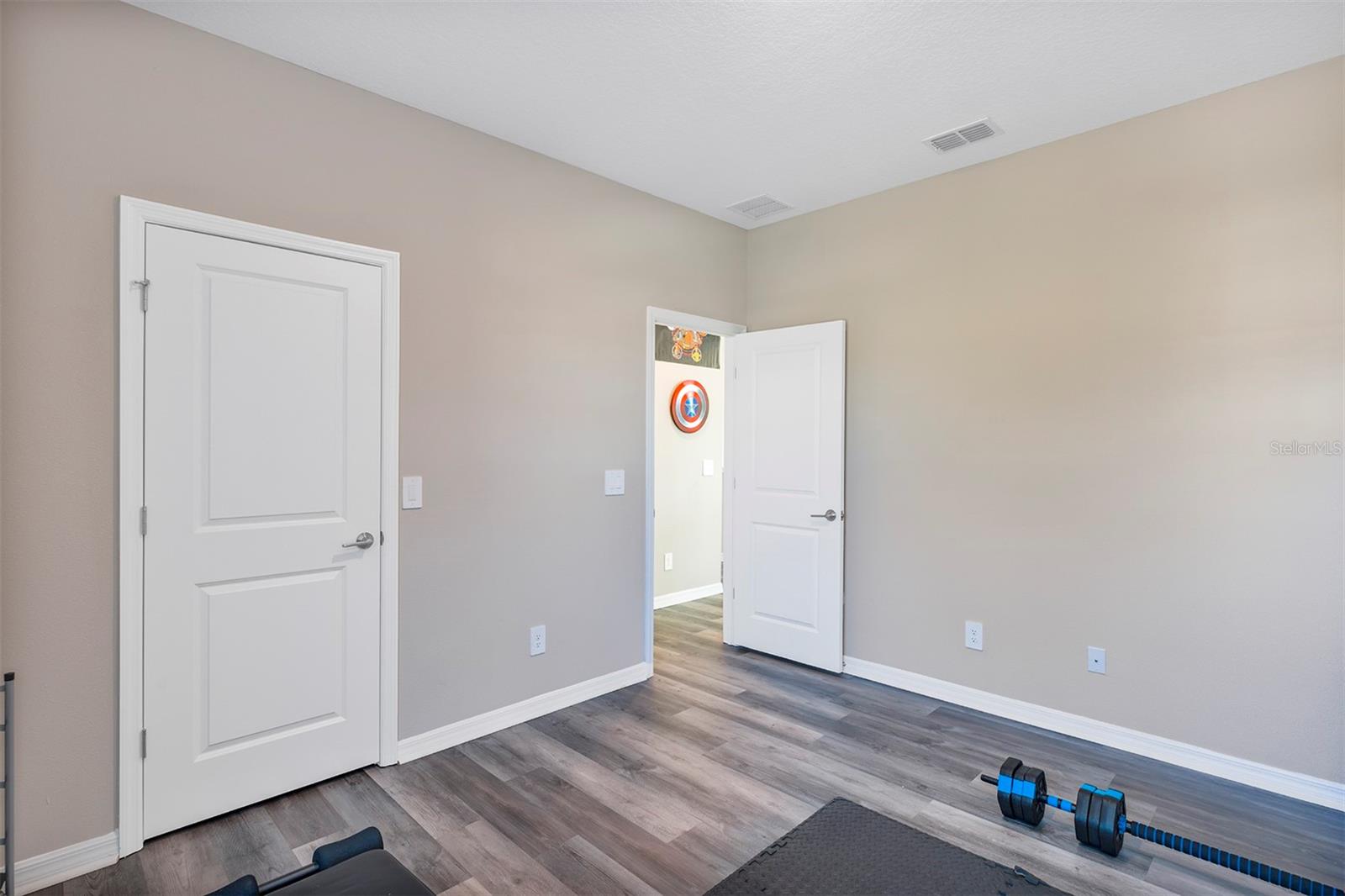 Image 23 of 40 For 2722 Surf Top Road