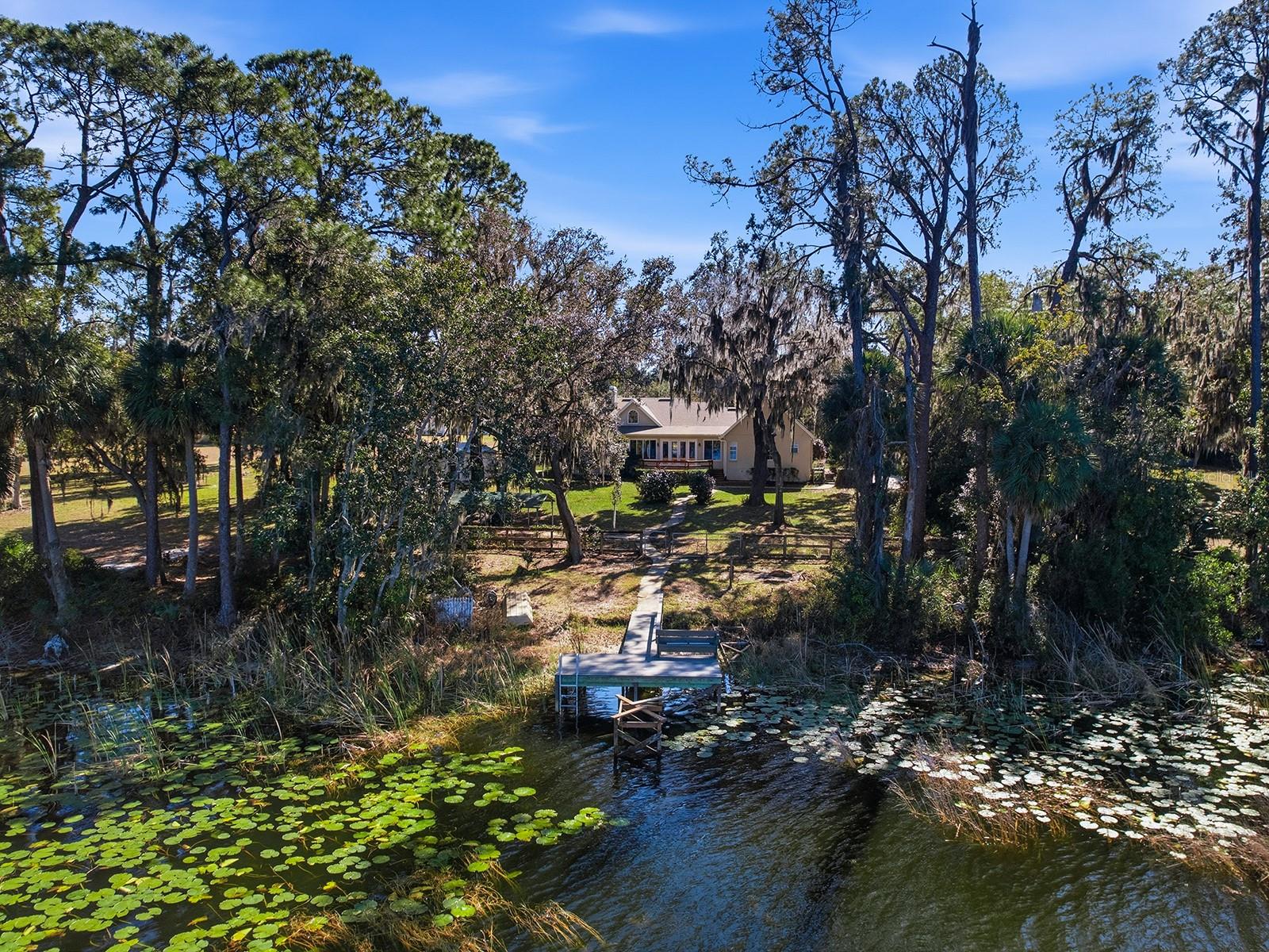 Image 43 of 61 For 592 Crescent Street