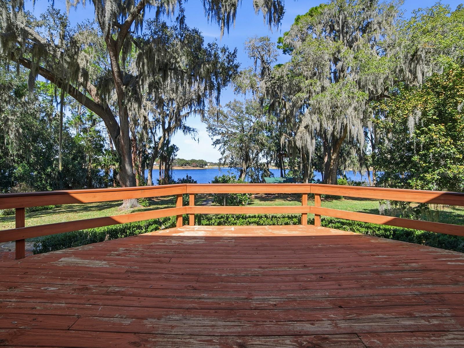 Image 44 of 61 For 592 Crescent Street