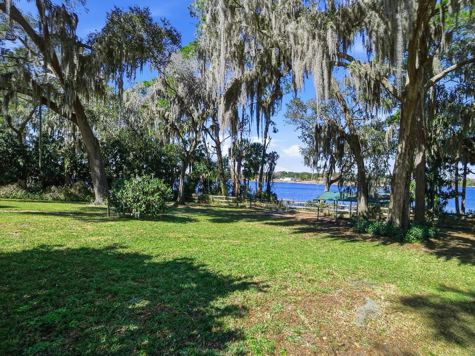 Image 46 of 61 For 592 Crescent Street