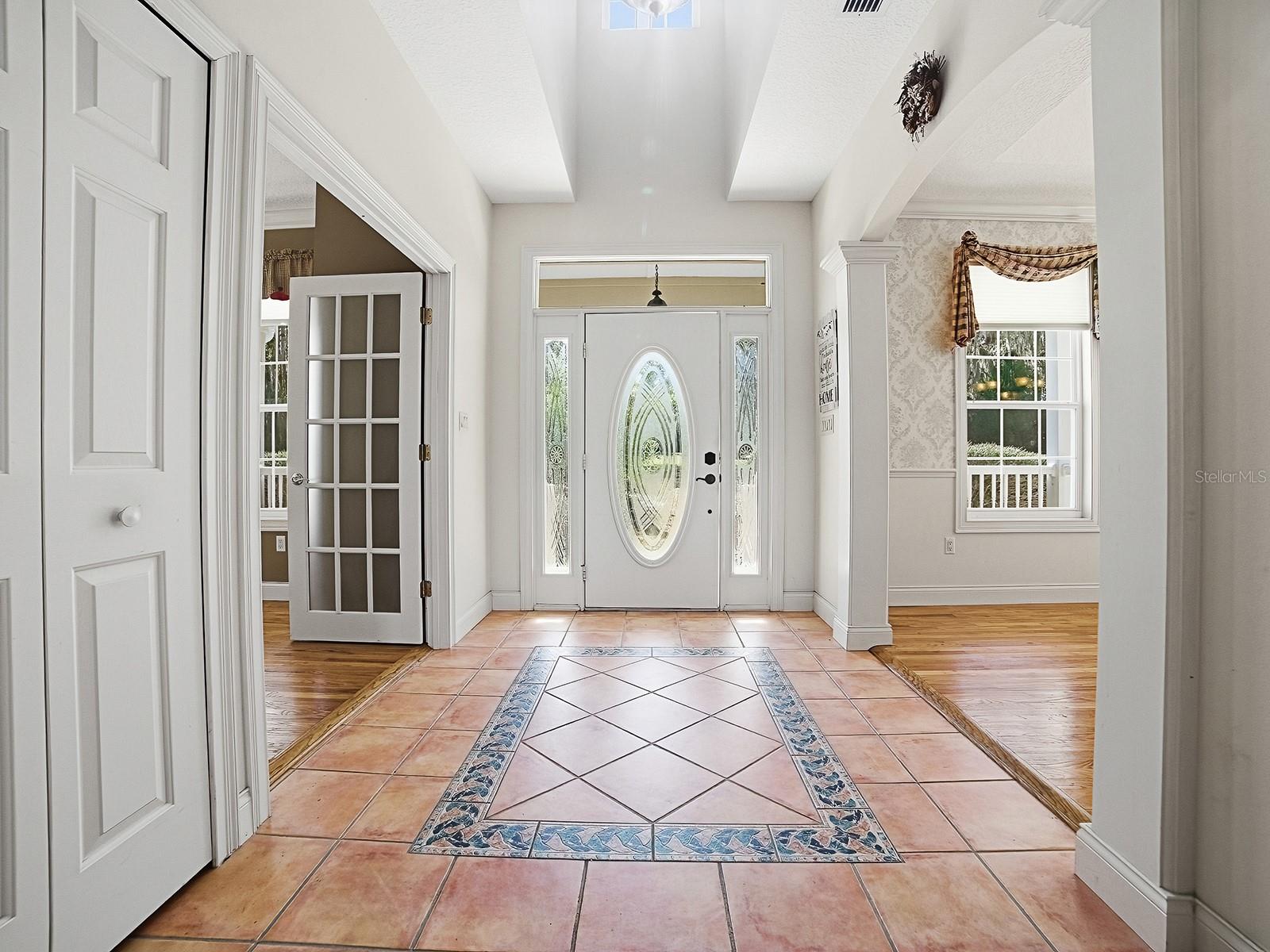 Image 5 of 61 For 592 Crescent Street