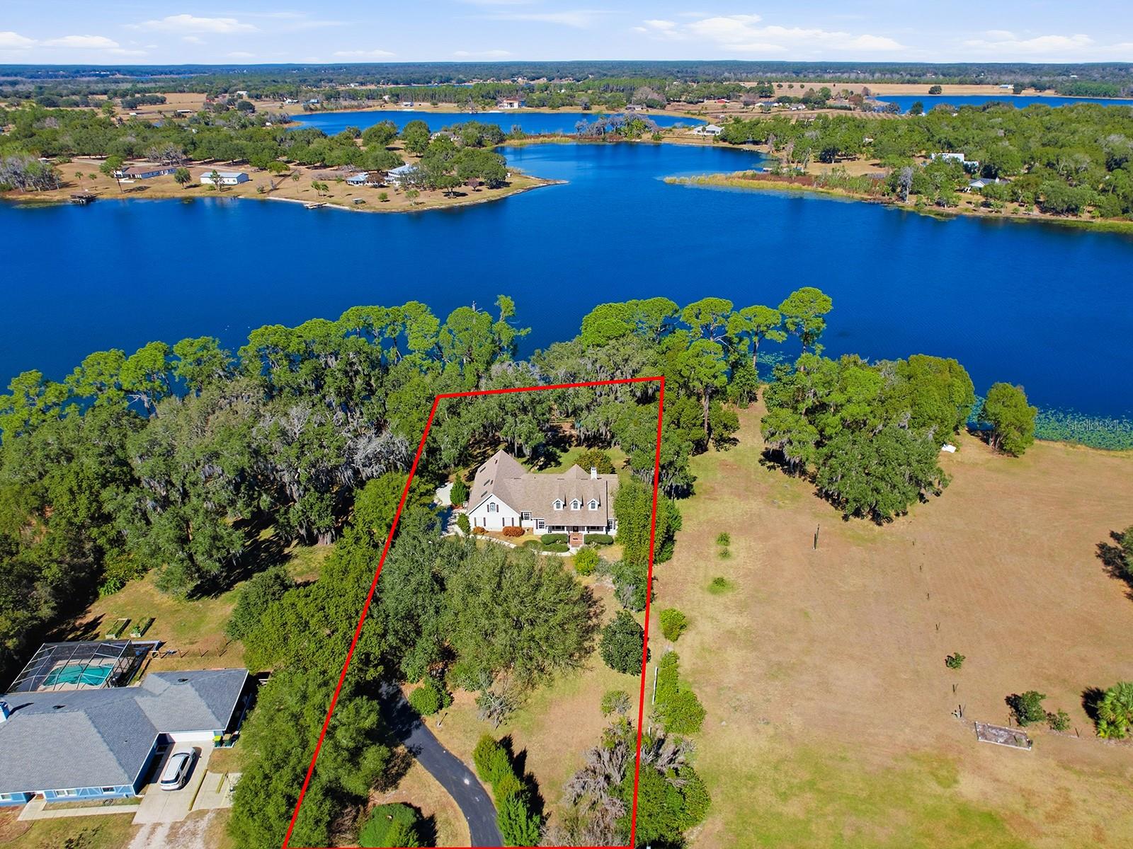 Image 57 of 61 For 592 Crescent Street