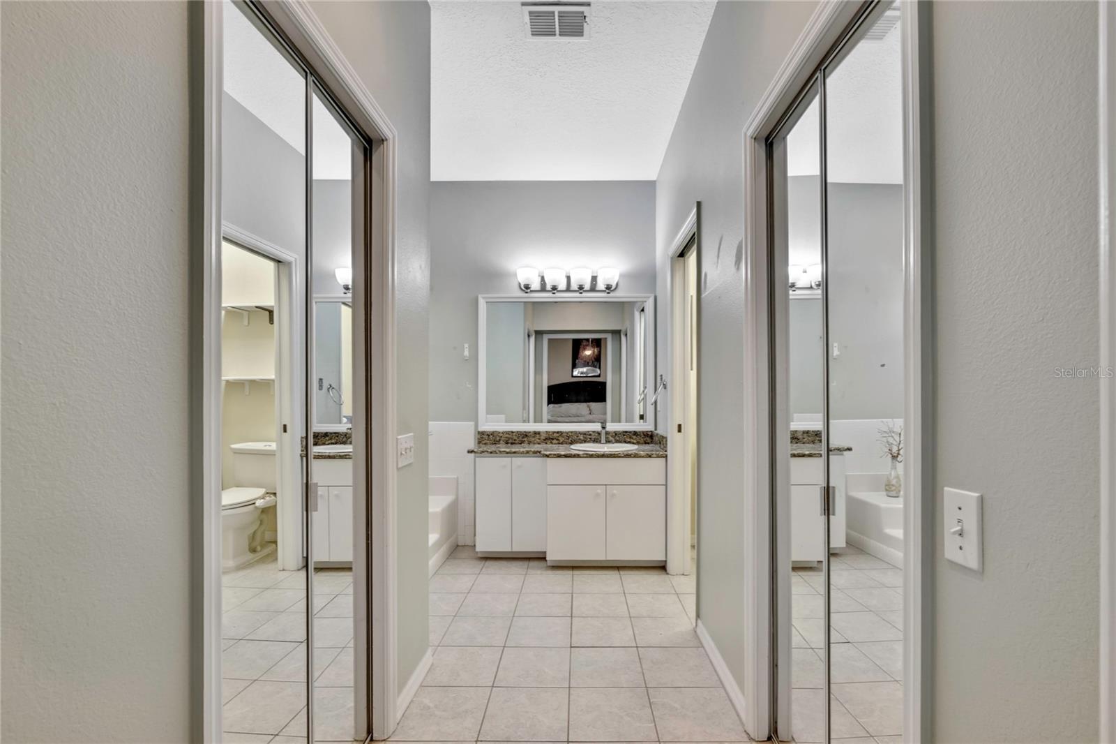 Image 21 of 44 For 4489 Golf Club Lane