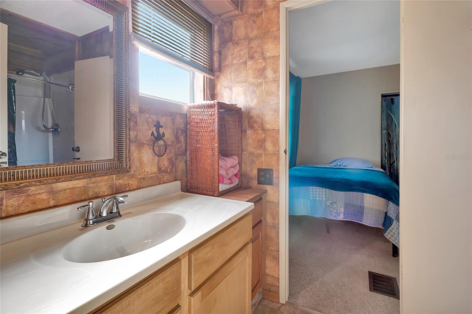 Image 16 of 36 For 1409 Ridge Road