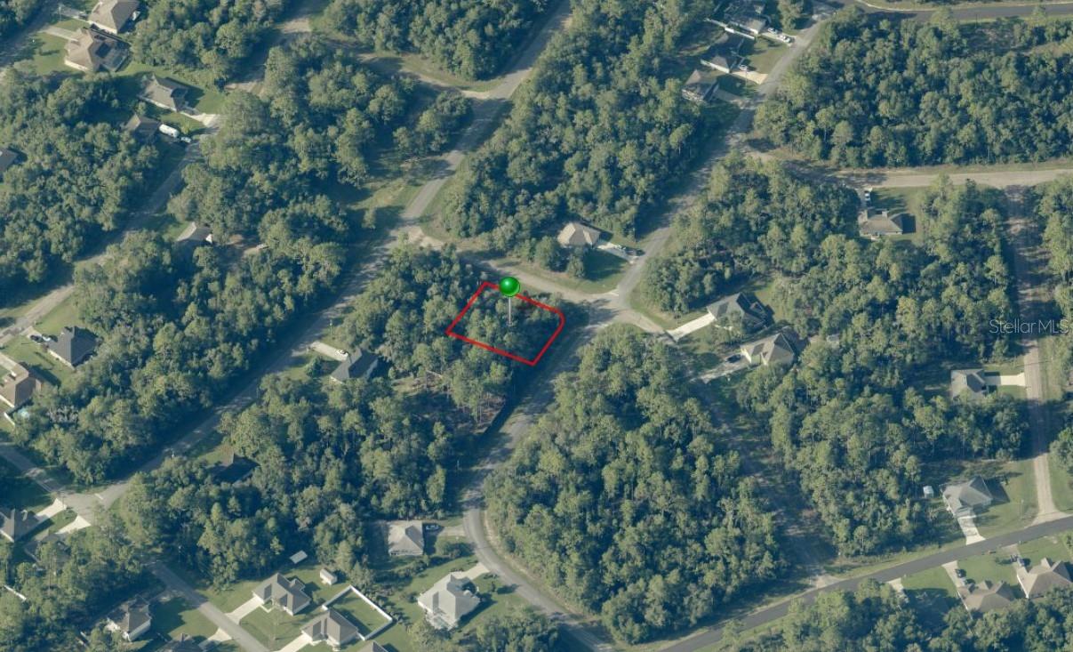 Listing photo id 1 for 7983 Jamaica Drive