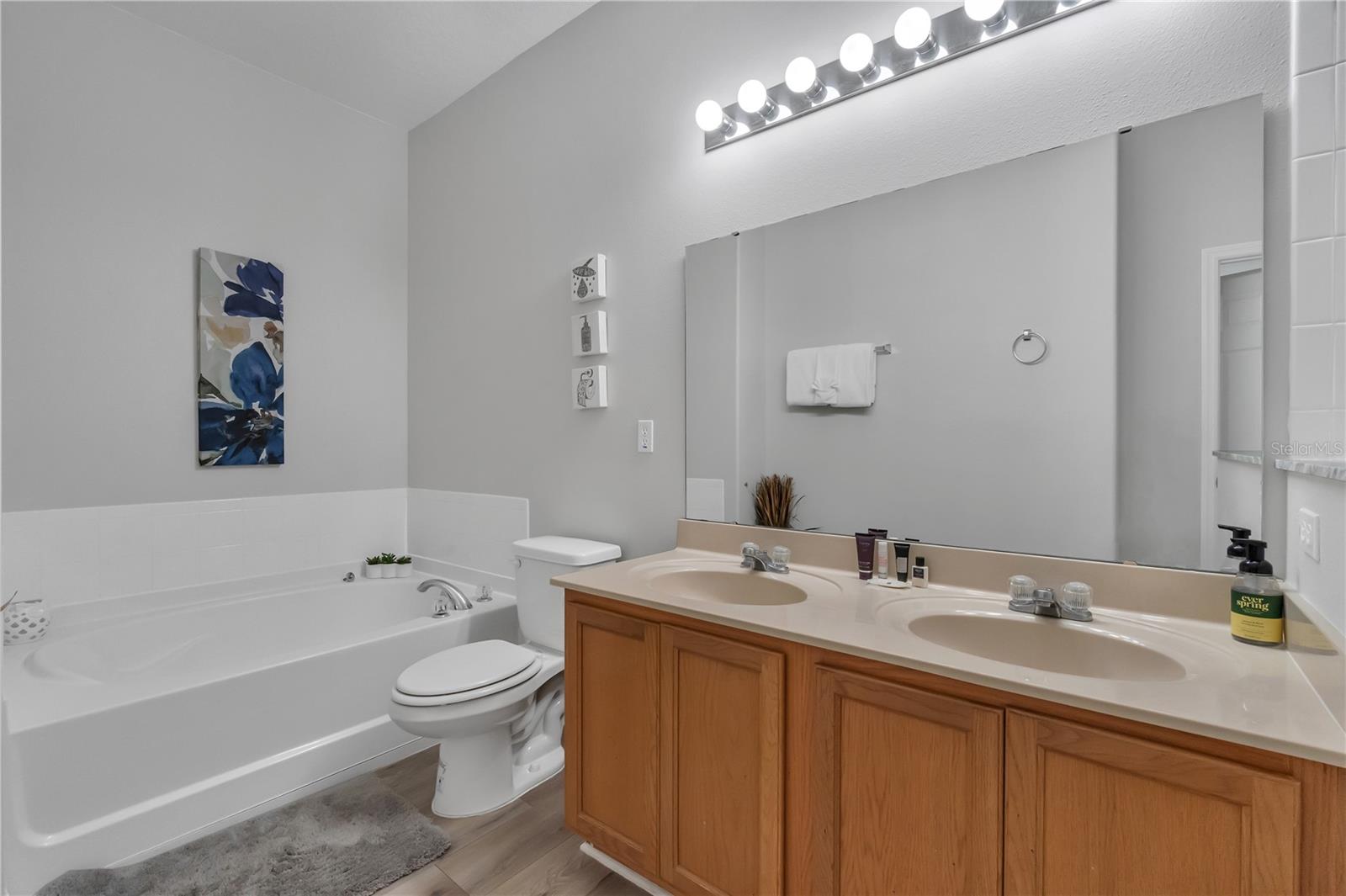 Image 22 of 46 For 506 Kettering Road