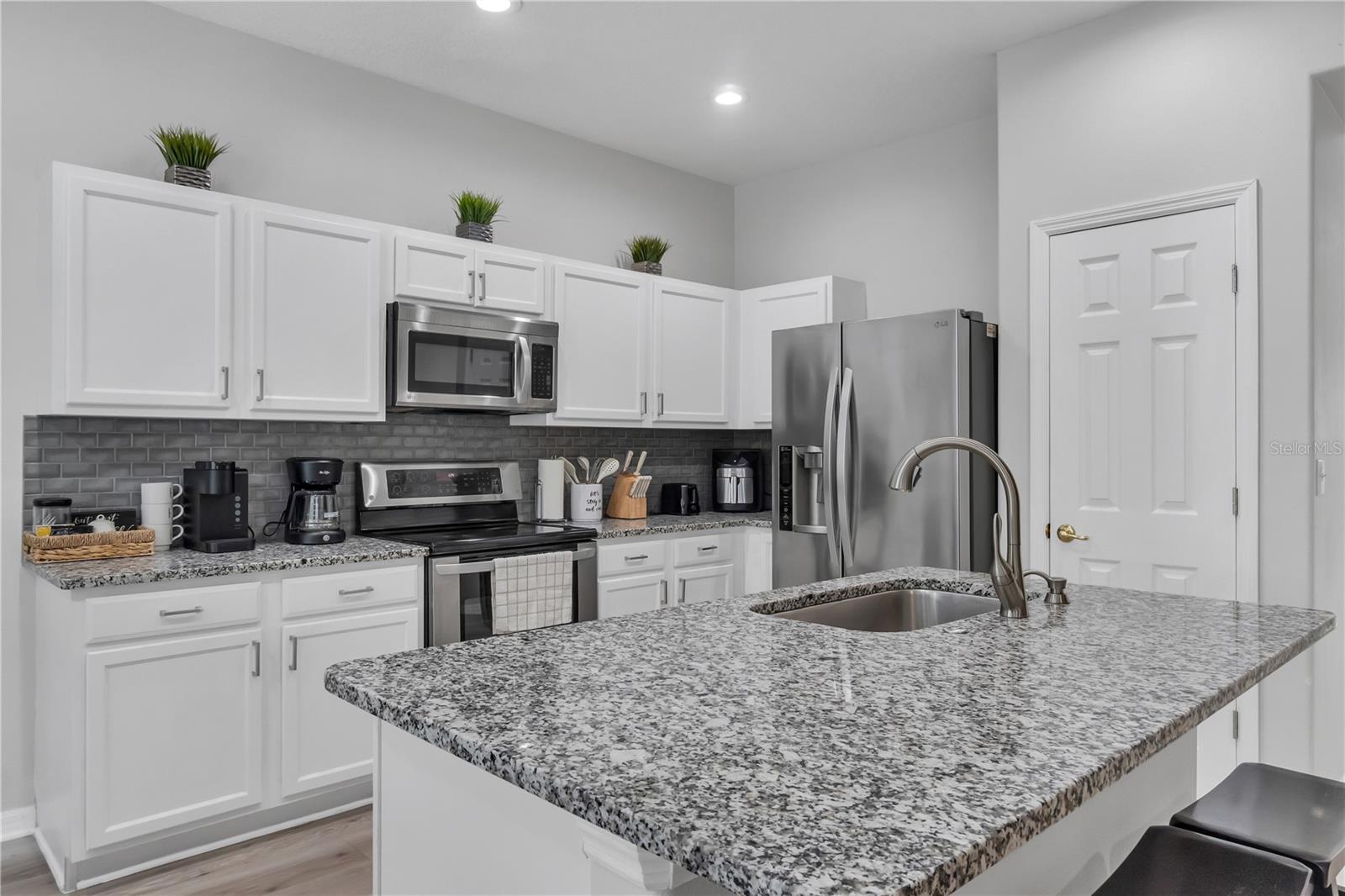 Image 8 of 46 For 506 Kettering Road