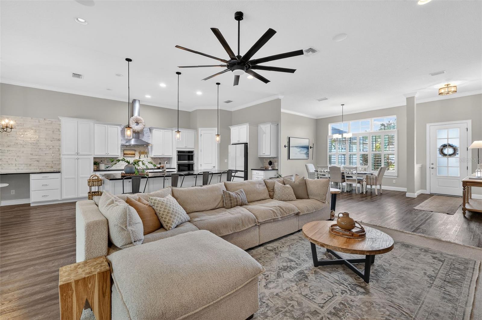 Image 13 of 43 For 4507 Claire Rose Court