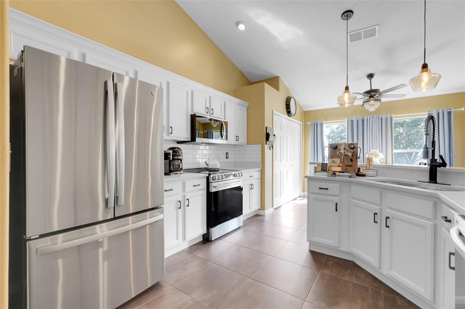 Image 10 of 32 For 1119 Princeton Drive