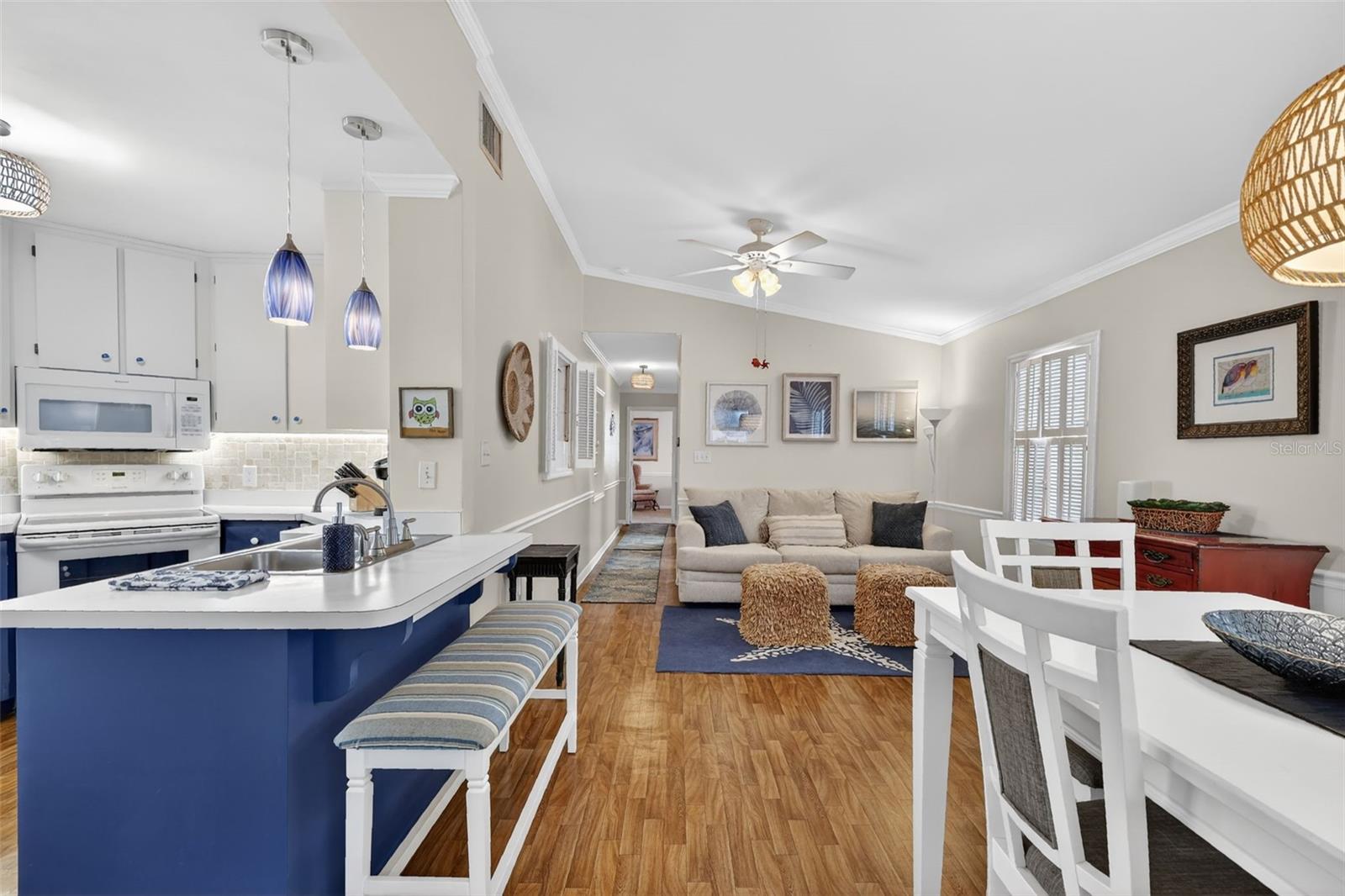 Image 17 of 65 For 936 Baker Street