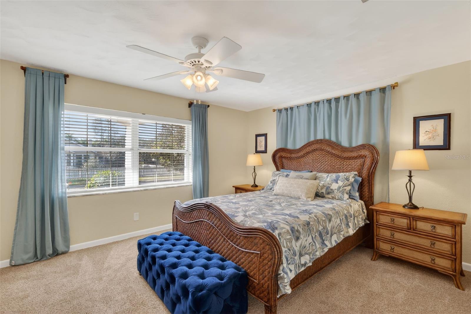 Image 23 of 65 For 936 Baker Street