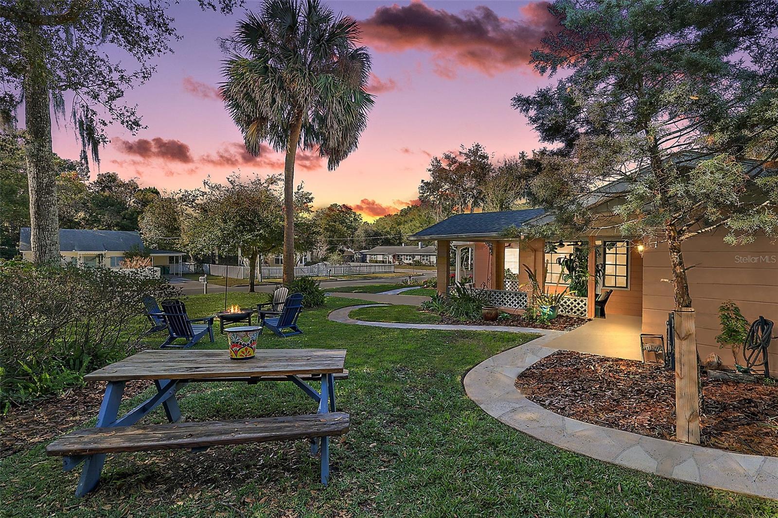 Image 44 of 65 For 936 Baker Street