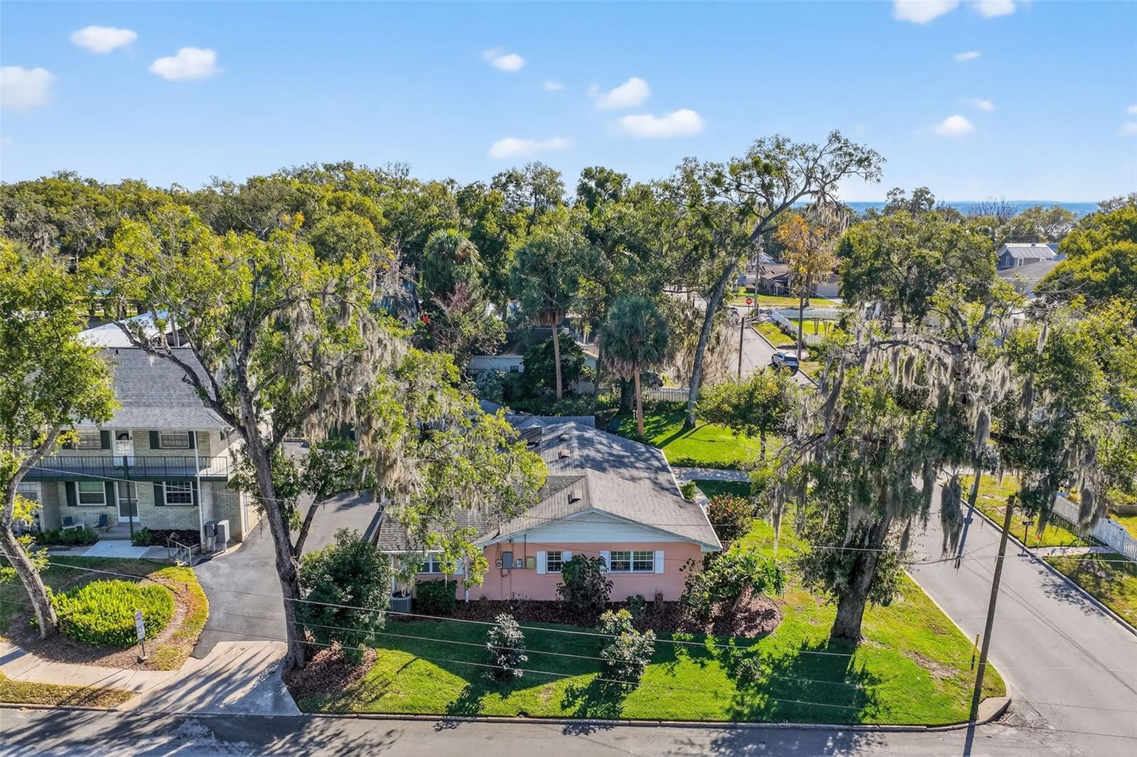 Image 52 of 65 For 936 Baker Street