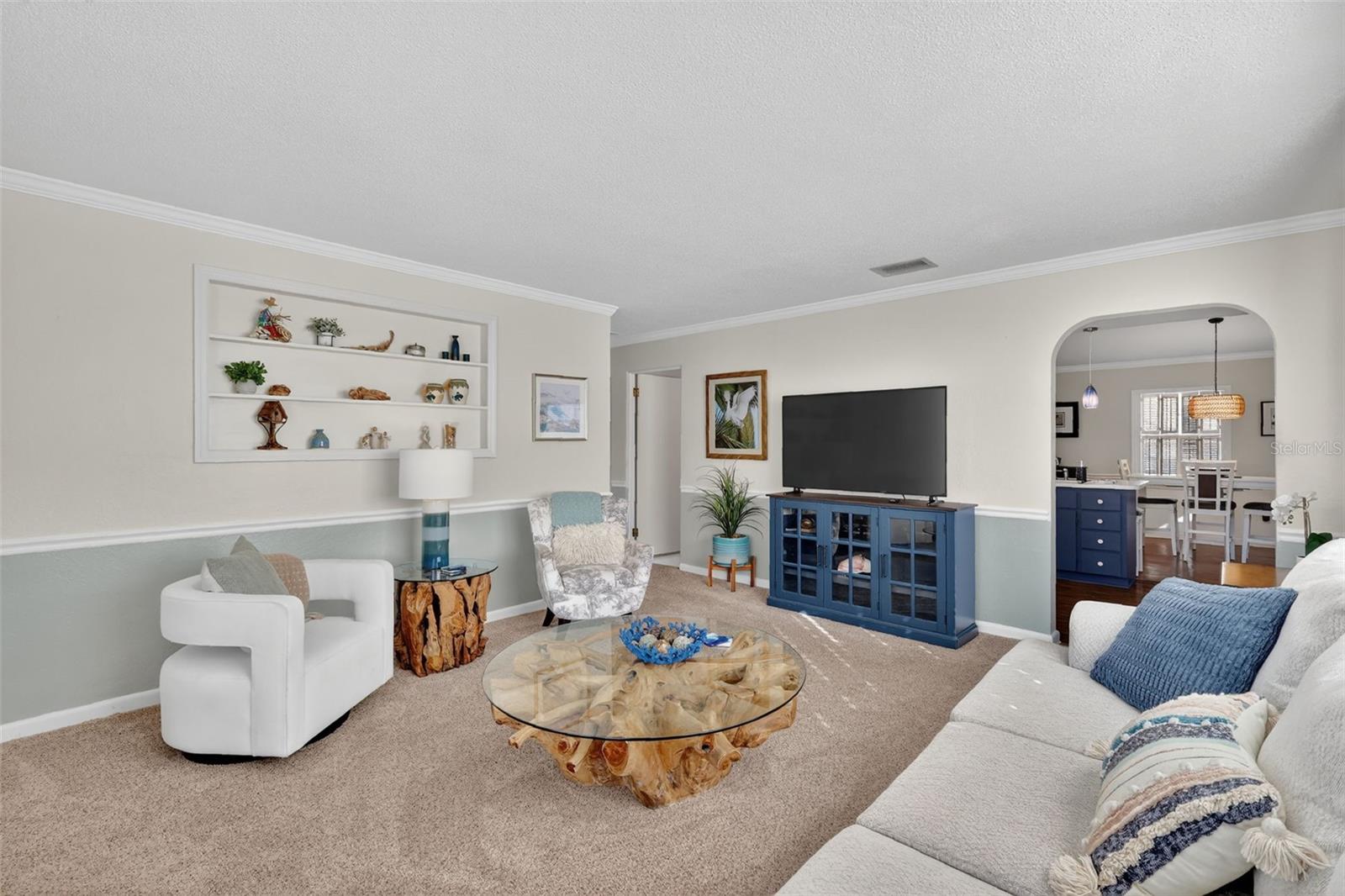 Image 9 of 65 For 936 Baker Street