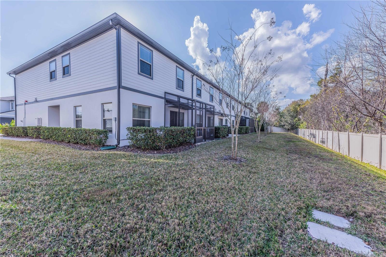 Image 29 of 31 For 260 Evertree Loop