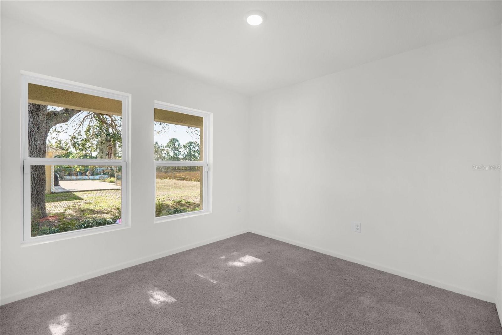 Image 21 of 34 For 626 Mesilla Drive