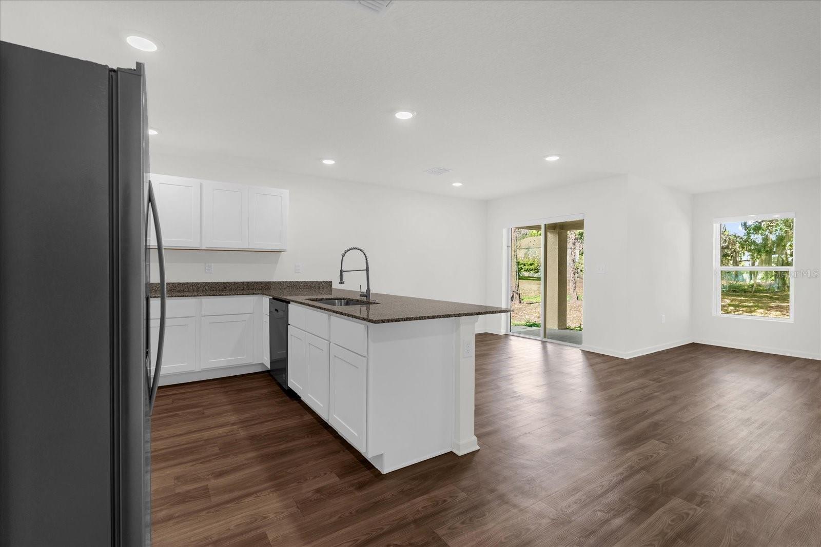 Image 7 of 34 For 626 Mesilla Drive