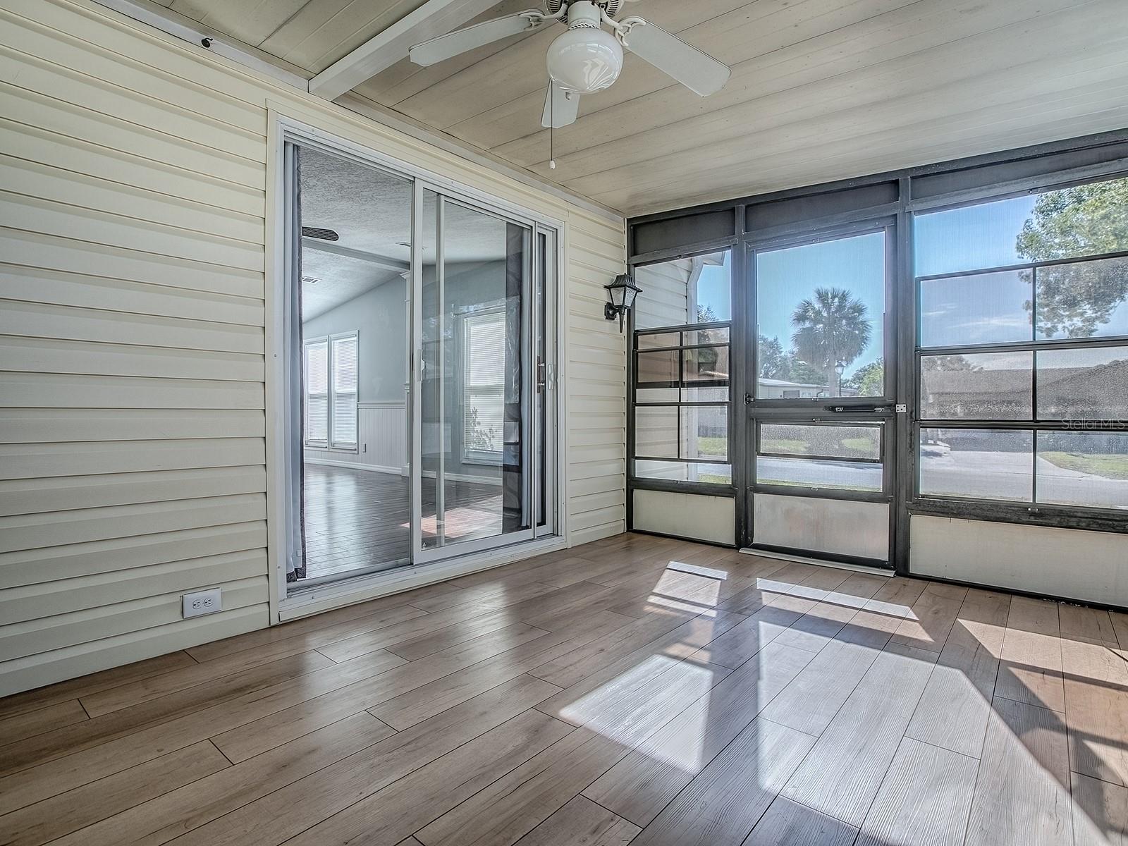 Image 33 of 44 For 518 Saint Andrews Boulevard