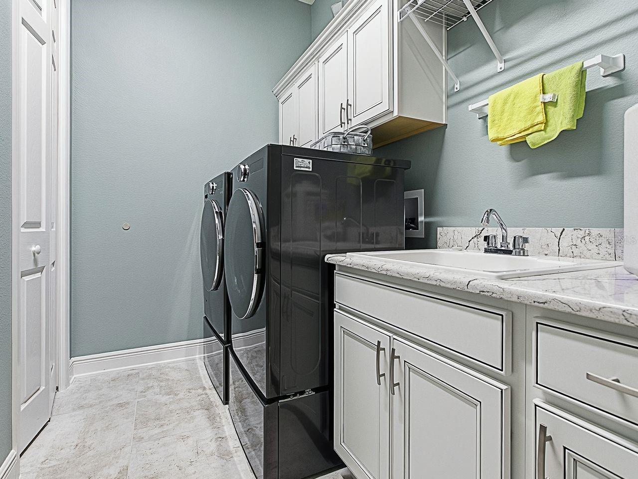 Image 39 of 56 For 3417 Mcdaniel Place