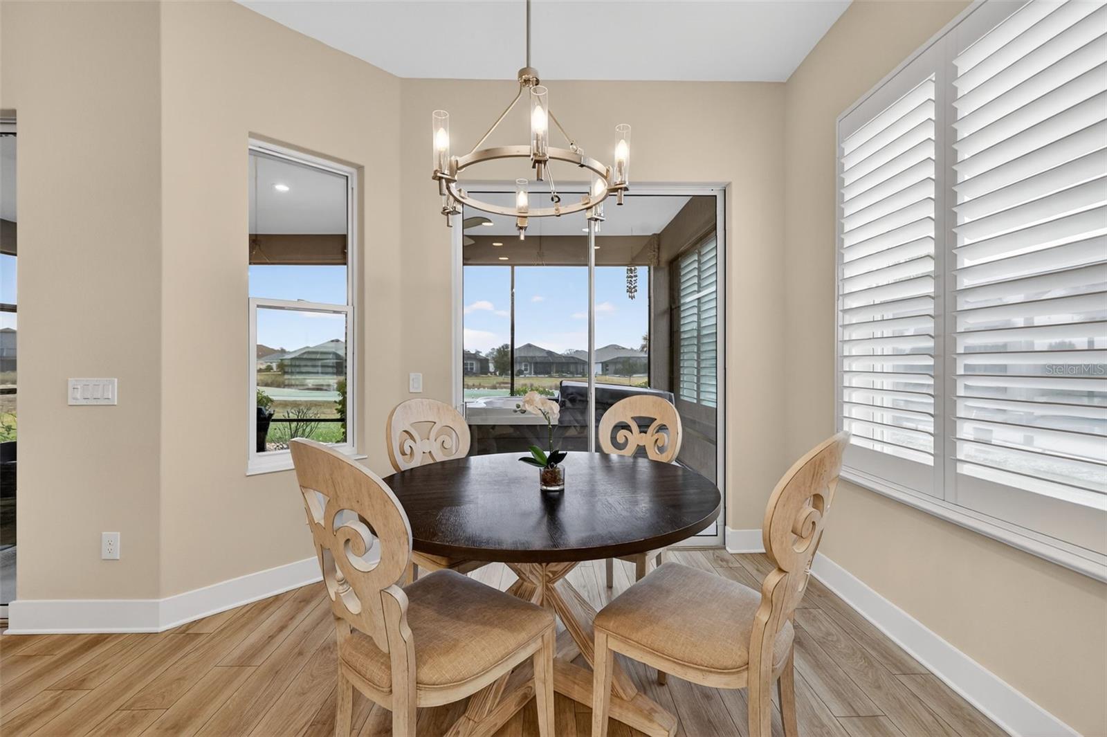 Image 14 of 43 For 2556 Spurlock Way