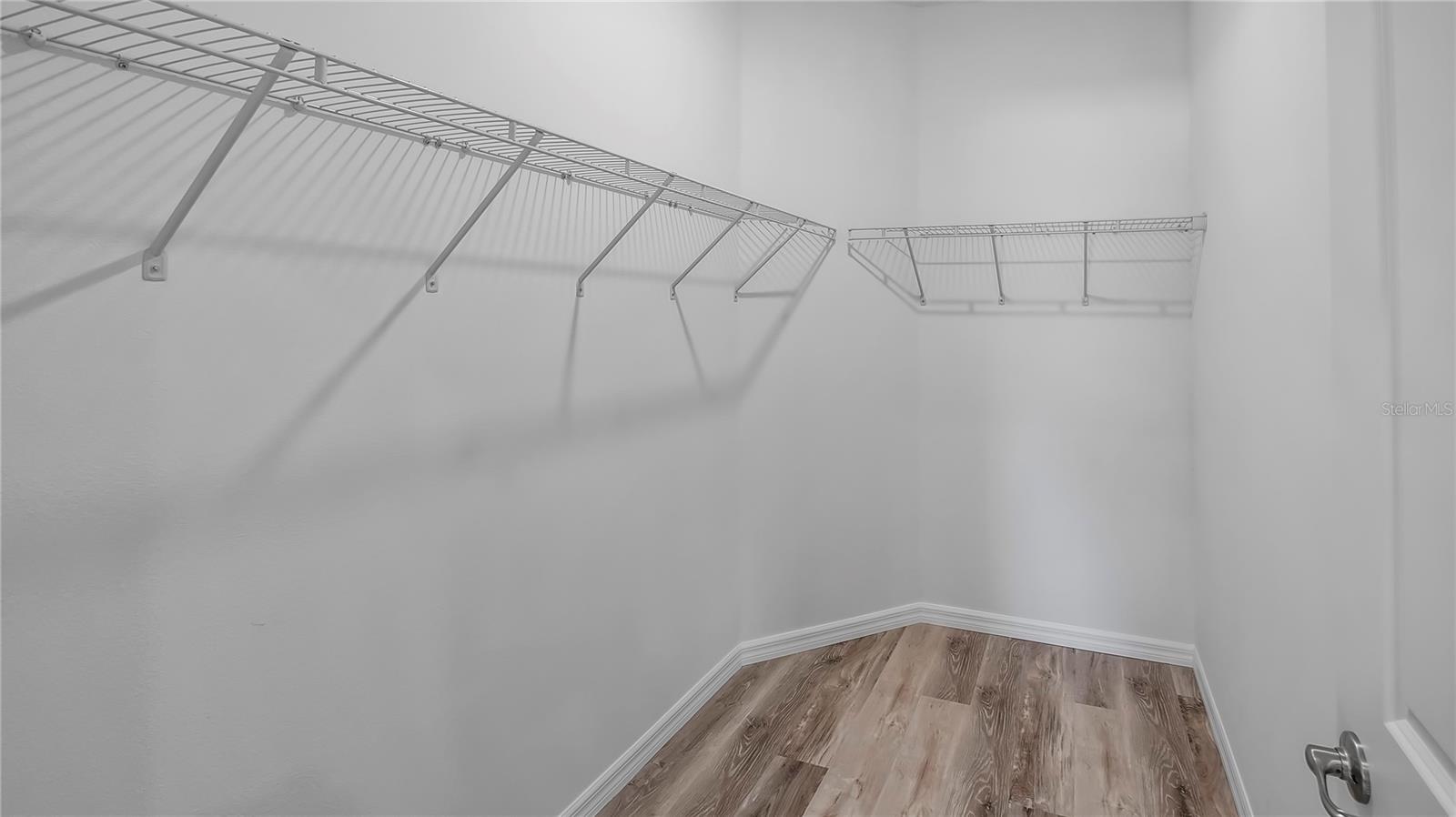 Image 20 of 28 For 401 Central Avenue