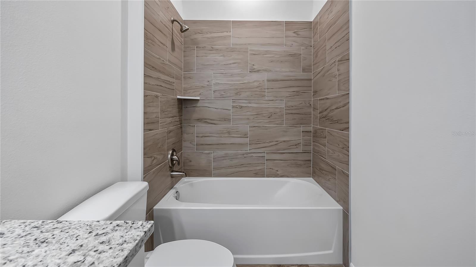 Image 26 of 28 For 401 Central Avenue