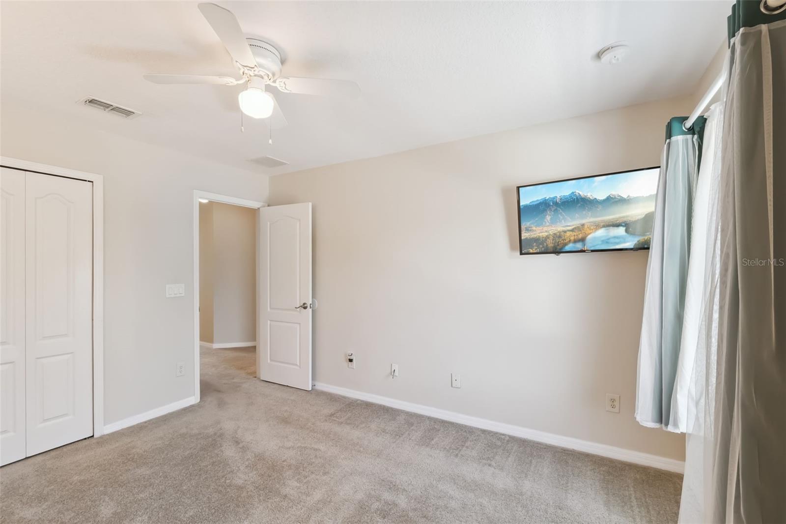 Image 23 of 35 For 7727 Newlan Drive